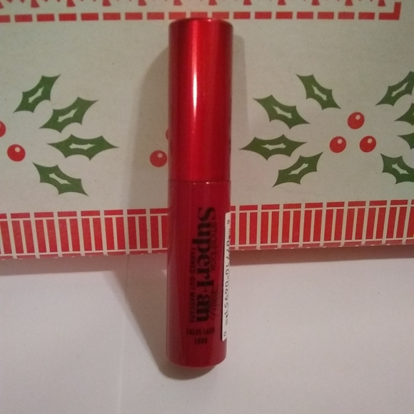 *LIPSTICK LINER LASHES 8-PC MAKEUP KIT & BAG, NIB - Picture 9 of 11